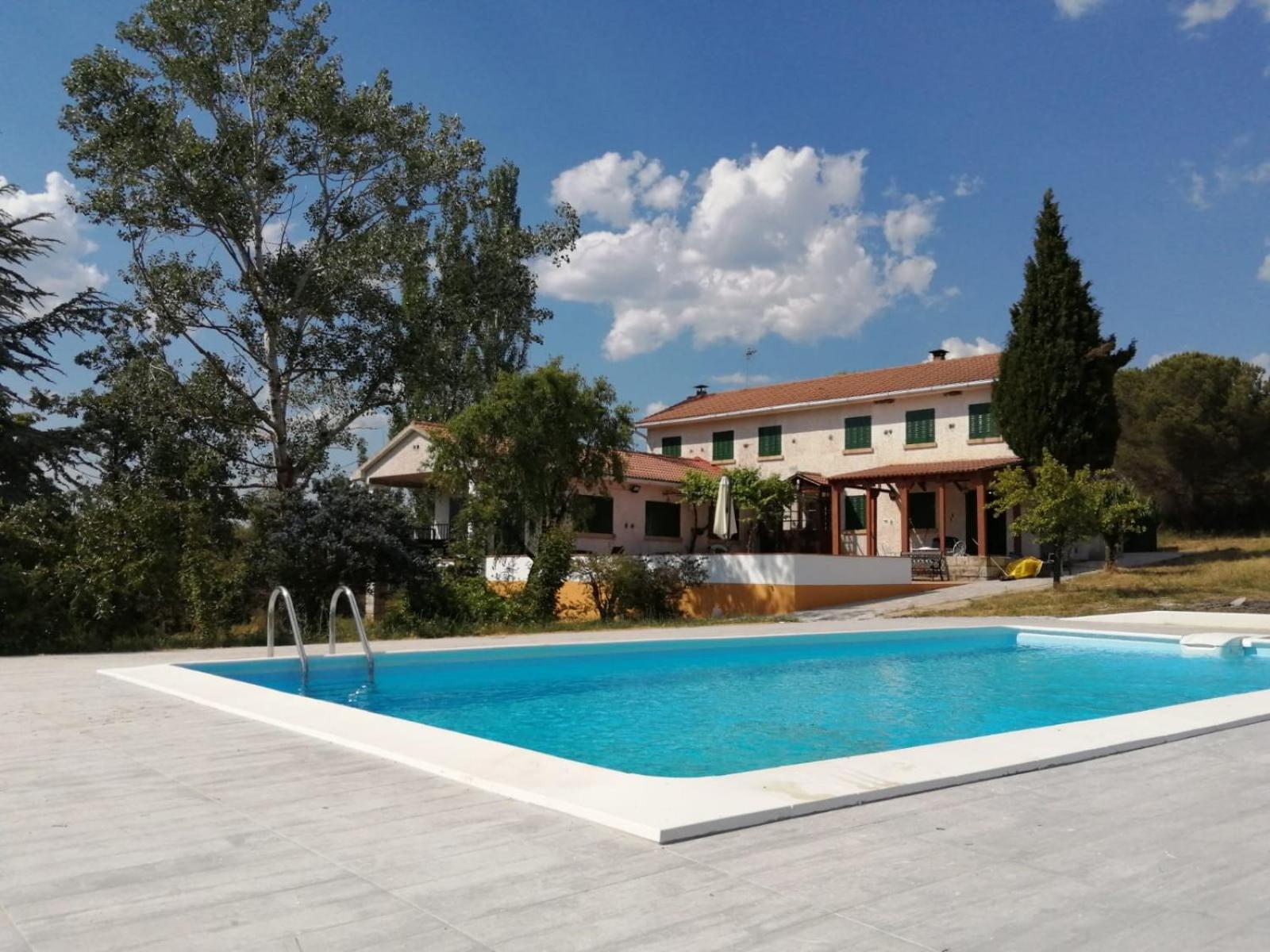 La Casa Del Ingles - Robledillo De La Jara Villa Exterior photo